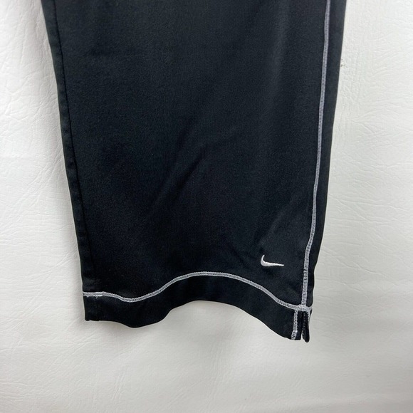 Nike Cropped Leggings Womens Medium Black Knit Capris - Picture 3 of 7